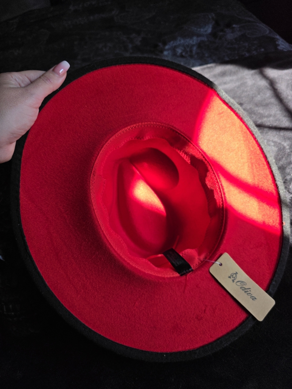 NWT Odiva Black & Red Wide Brim Fedora Hat 23" Circumference Two-Tone Felt - Picture 2 of 4
